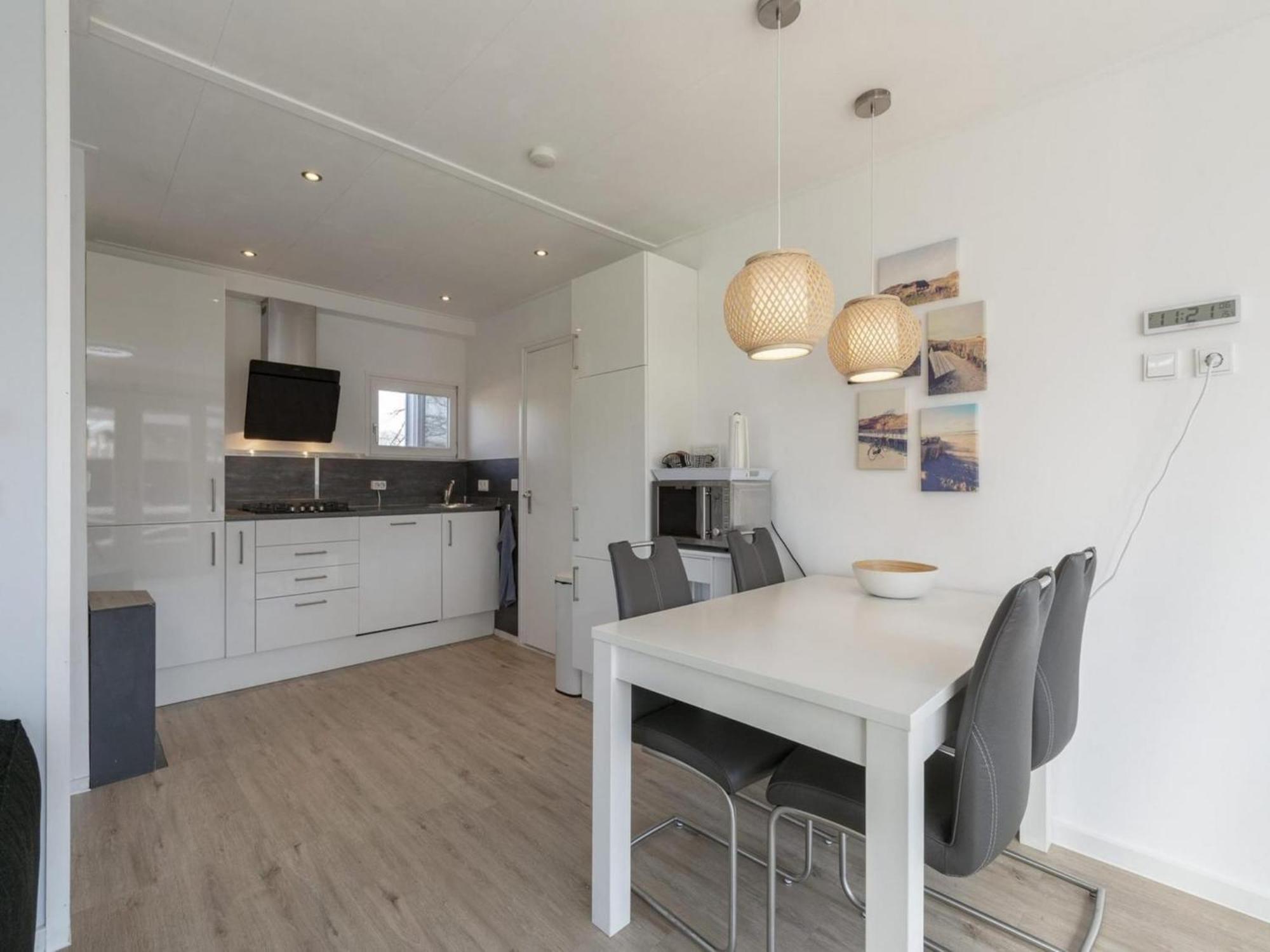 Modern Holiday Home With Large Garden Sint Maartensvlotbrug Exteriör bild